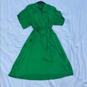 Zara Green Buttoned Midi Dress with V-Neck and Dolman Sleeves
